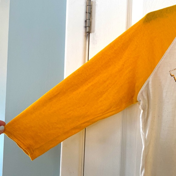 Boston Bruins Baseball Style Women’s Tee - Picture 5 of 8